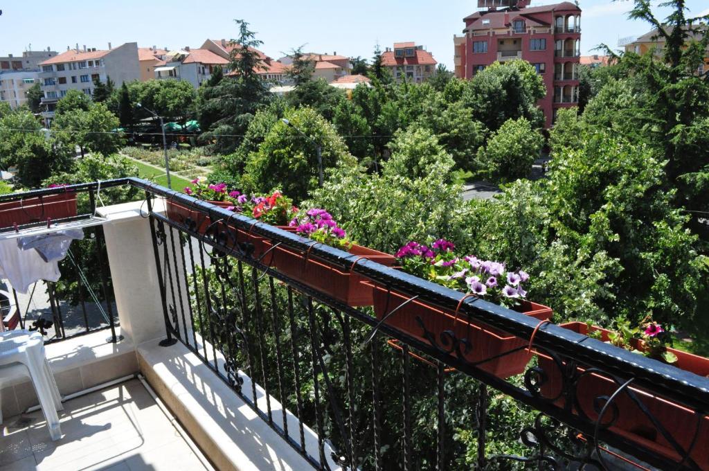St. George Apartments Nessebar Eksteriør billede