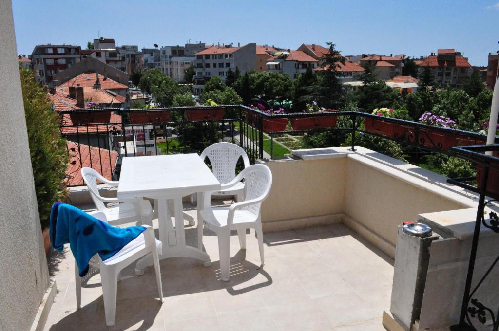 St. George Apartments Nessebar Eksteriør billede